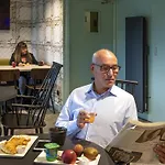 宜必思科伊苏尔奥斯