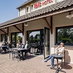Ibis Creil Sur Oise Hotel