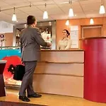 Ibis Creil Sur Oise 호텔