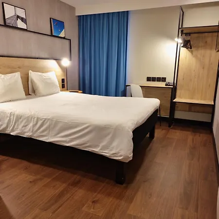 Hotel Ibis Creil Sur Oise 3*
