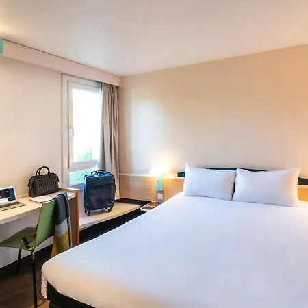 Ibis Creil Sur Oise Otel 3*