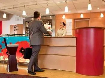 Ibis Creil Sur Oise فندق