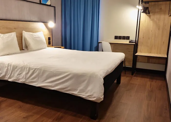 Hotel Ibis Creil Sur Oise 3*