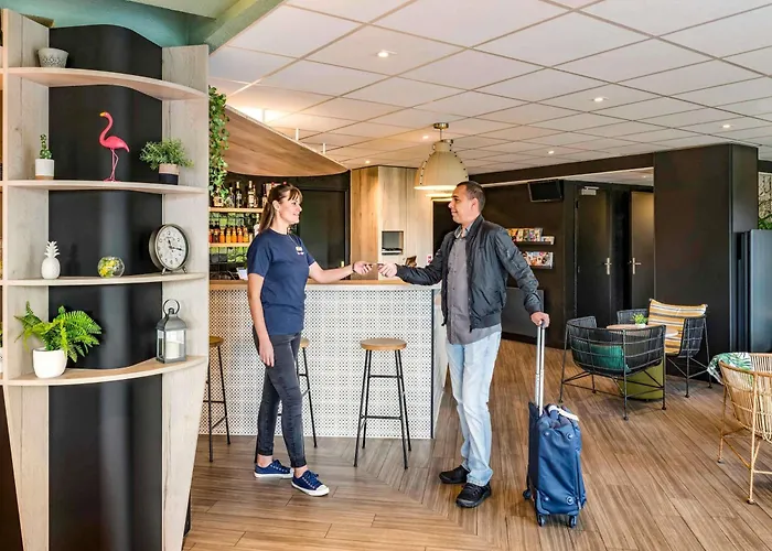 Ibis Creil Sur Oise Hotel 3*