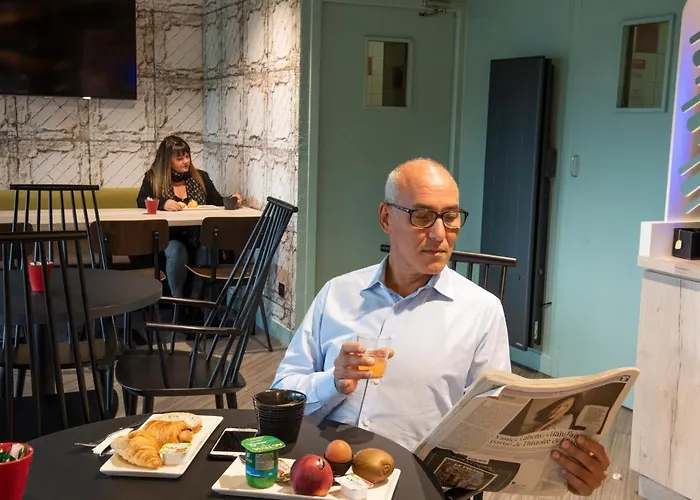 Ibis Creil Sur Oise Hotel 3*